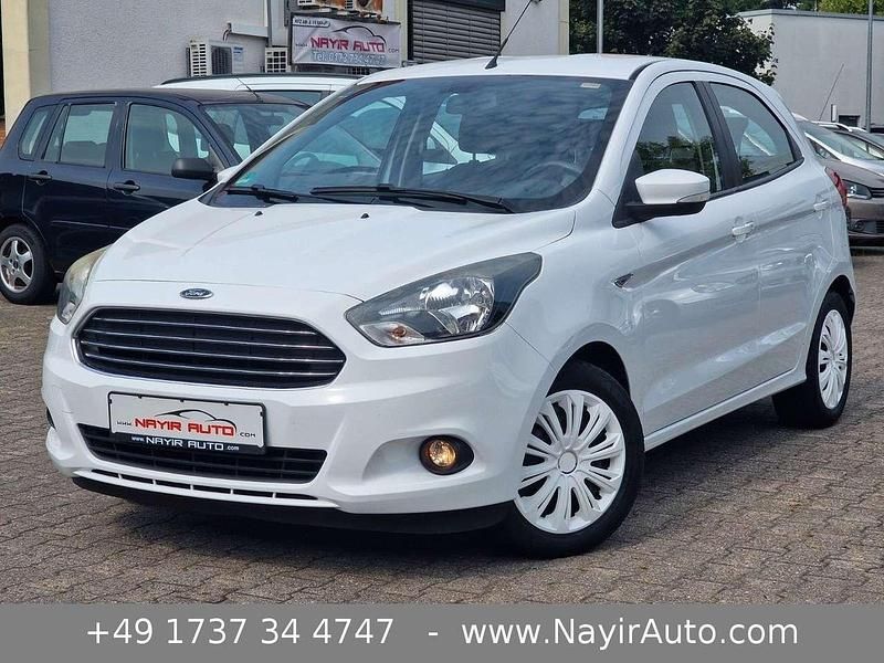 Weiß Gebraucht 2017 Ford Ka Plus Kleinwagen | 6.290 € (Guter Preis) - Bild 1/4