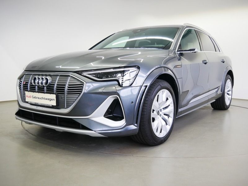 Usata Audi e-tron 369 kW (503 CV) 2020 Grigio SUV