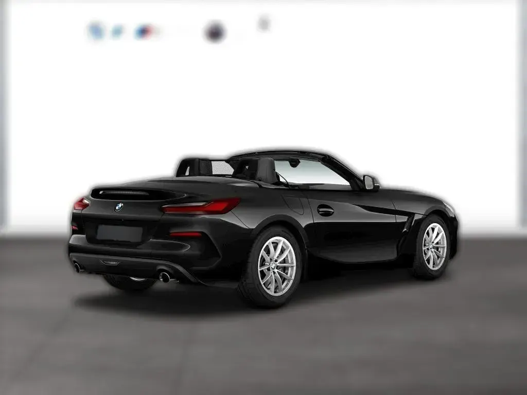 Gebraucht BMW Z4 Advantage 197 PS (144 kW) 2022 Schwarz metallic Cabrio
