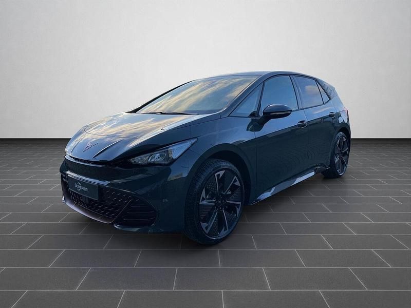 Darkforestgrün (metallic) Gebraucht 2025 Cupra Born VZ Kleinwagen | 48.480 € (Teuer) - Bild 1/4