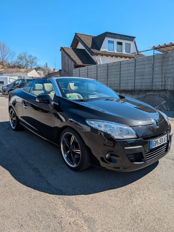 Schwarz Gebraucht 2010 Renault Mégane Cabriolet Luxe Cabrio | 7.200 € (Fairer Preis) - Bild 1/4
