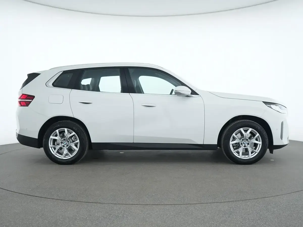 Gebraucht BMW X3 Sport Line 197 PS (144 kW) 2025 Alpinweiss SUV