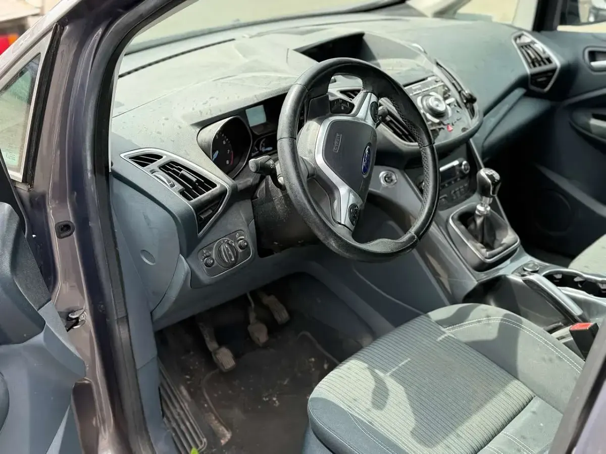 Gebraucht Ford C-MAX Ambiente 125 PS (91 kW) 2015 Braun Van / Kleinbus