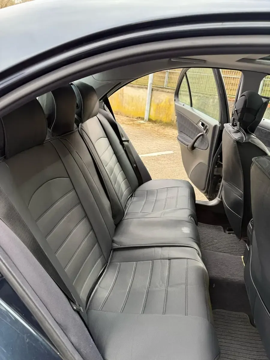 Gebraucht Mercedes C220 150 PS (110 kW) 2001 Blau Limousine