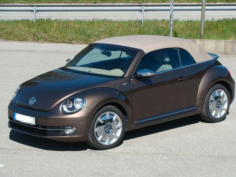 Second-hand VW Beetle Design 105 CP (77 kW) 2014 Maro Hatchback