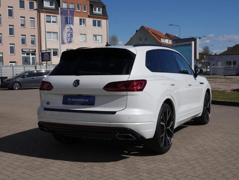Gebraucht VW Touareg R-line 286 PS (210 kW) 2022 Weiß SUV