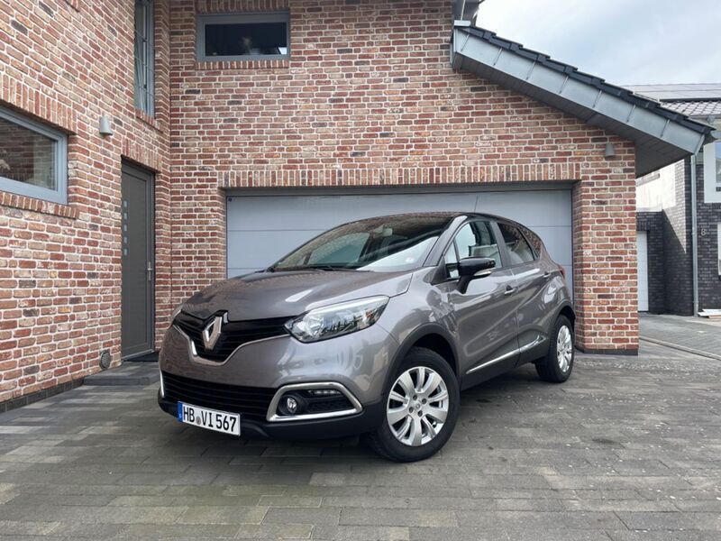 Grau Gebraucht 2016 Renault Captur SUV | 10.200 € (Fairer Preis) - Bild 1/4