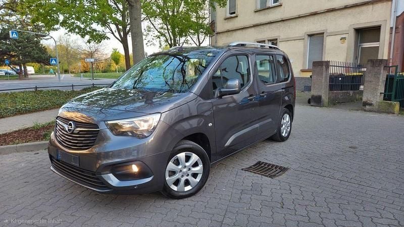Gebraucht Opel Combo Life Innovation 131 PS (96 kW) 2018 Grau Van / Kleinbus