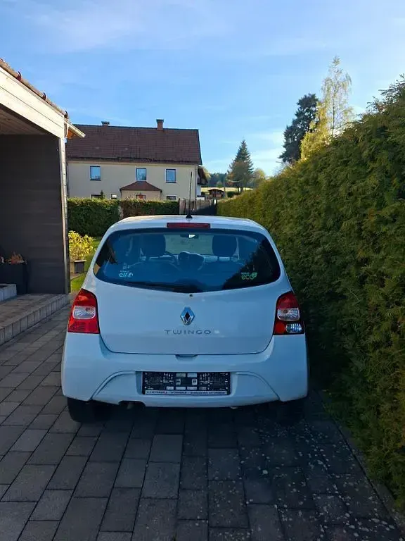 Usata Renault Twingo 75 CV (55 kW) 2011 Bianco Utilitaria