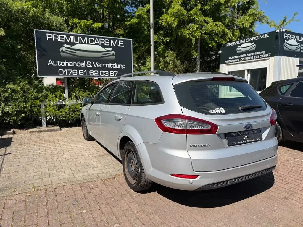 Gebraucht Ford Mondeo Trend 116 PS (85 kW) 2011 Silber Limousine