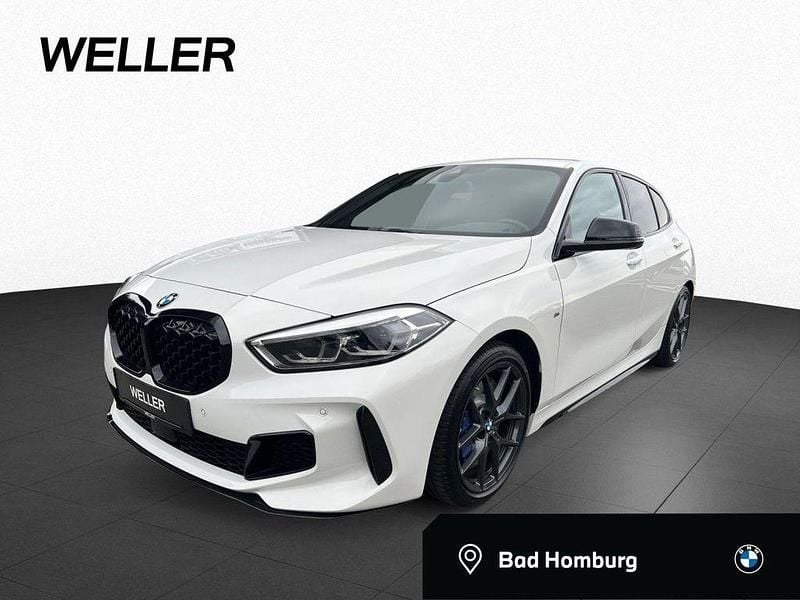 Weiss Gebraucht 2023 BMW M135 Comfort Edition Kleinwagen | 34.430 € (Guter Preis) - Bild 1/4