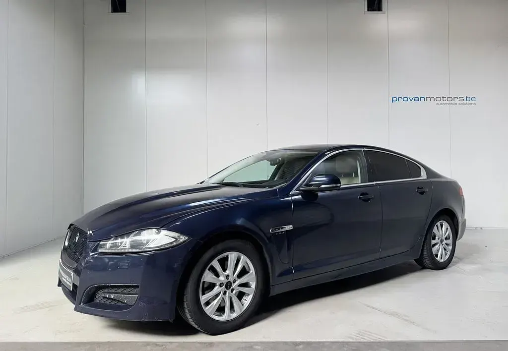 Gebraucht Jaguar XF 163 PS (119 kW) 2012 Blau Limousine