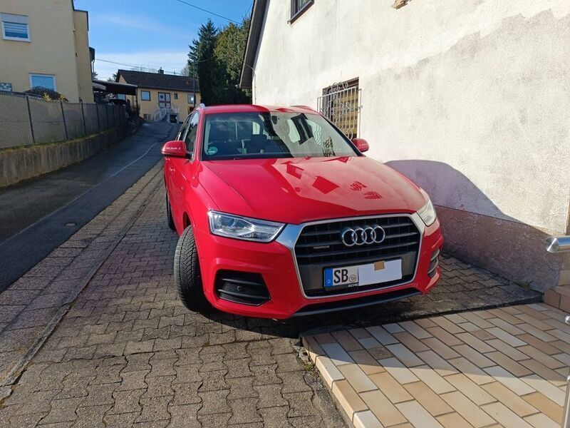 Rot Gebraucht 2016 Audi Q3 Sport SUV | 18.400 € (Fairer Preis) - Bild 1/4