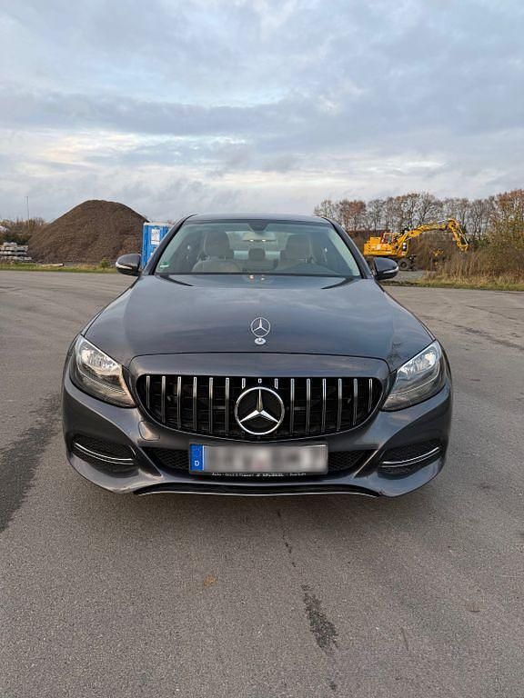 Gebraucht Mercedes C200 Edition 184 PS (135 kW) 2014 Grau Limousine