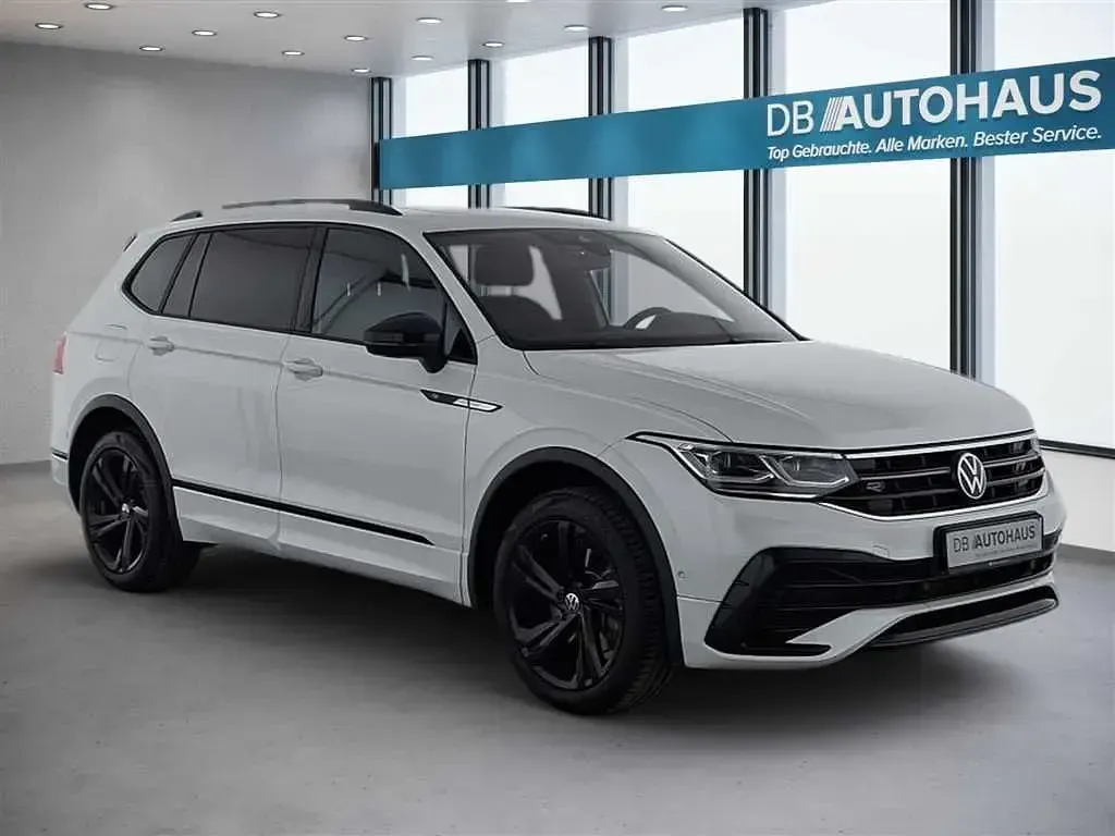 Gebraucht VW Tiguan Allspace R-line 190 PS (139 kW) 2023 Weiß SUV