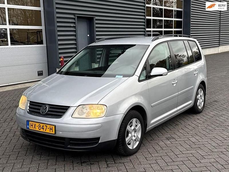 Grau Gebraucht 2003 VW Touran Van / Kleinbus | 2.350 € (Fairer Preis) - Bild 1/4