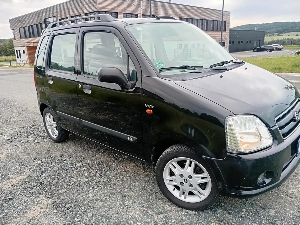 Gebraucht Suzuki Wagon R+ 90 PS (66 kW) 2006 Schwarz Van / Kleinbus