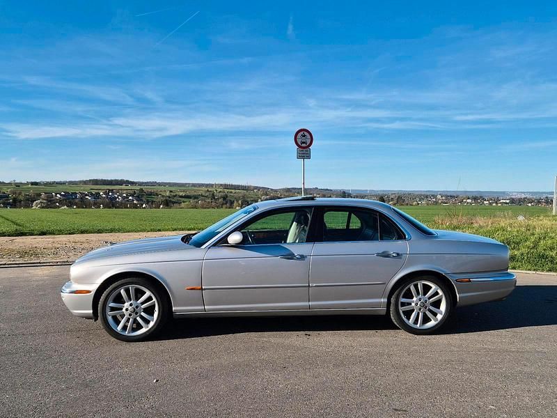 Gebraucht Jaguar XJ6 238 PS (175 kW) 2004 Silber Limousine