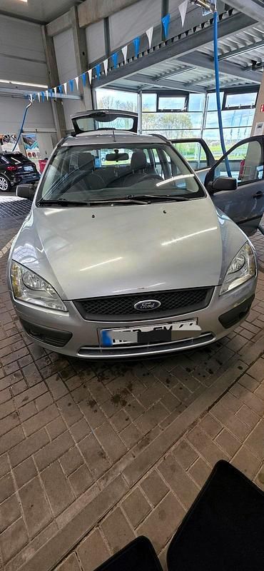 Second-hand Ford Focus 101 CP (74 kW) 2005 Gri Break