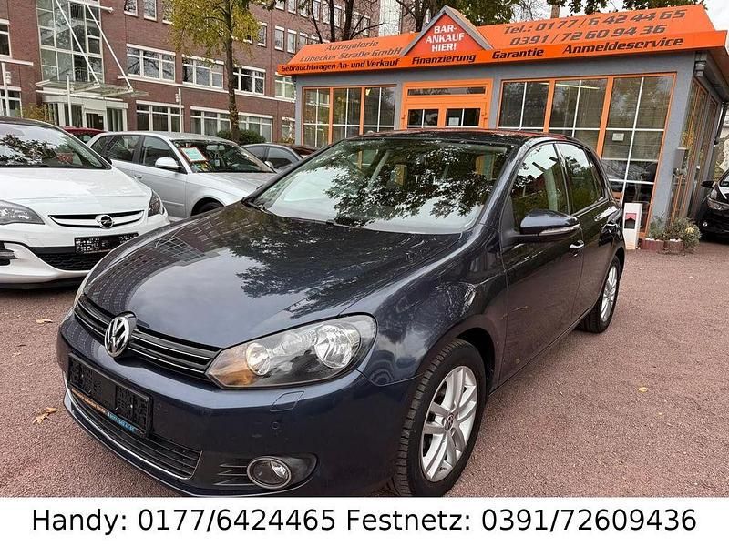 Blau Gebraucht 2013 VW Golf VII Highline Limousine | 6.890 € (Superpreis) - Bild 1/4