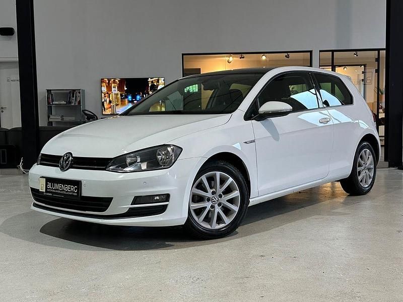 Weiß Gebraucht 2014 VW Golf VII Cup Limousine | 7.980 € (Superpreis) - Bild 1/4