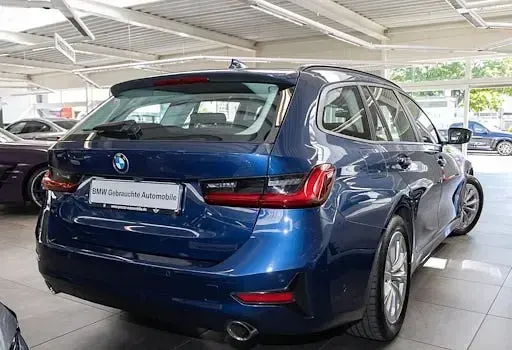 Używany BMW 320 Advantage 190 KM (139 kW) 2022 Niebieski Kombi