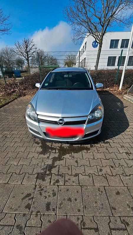 Gebraucht Opel Astra 104 PS (76 kW) 2005 Silber Kombi