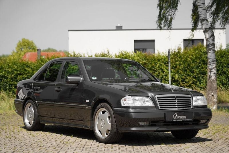 Schwarz Gebraucht 1994 Mercedes C36 AMG AMG Limousine | 25.800 € - Bild 1/4