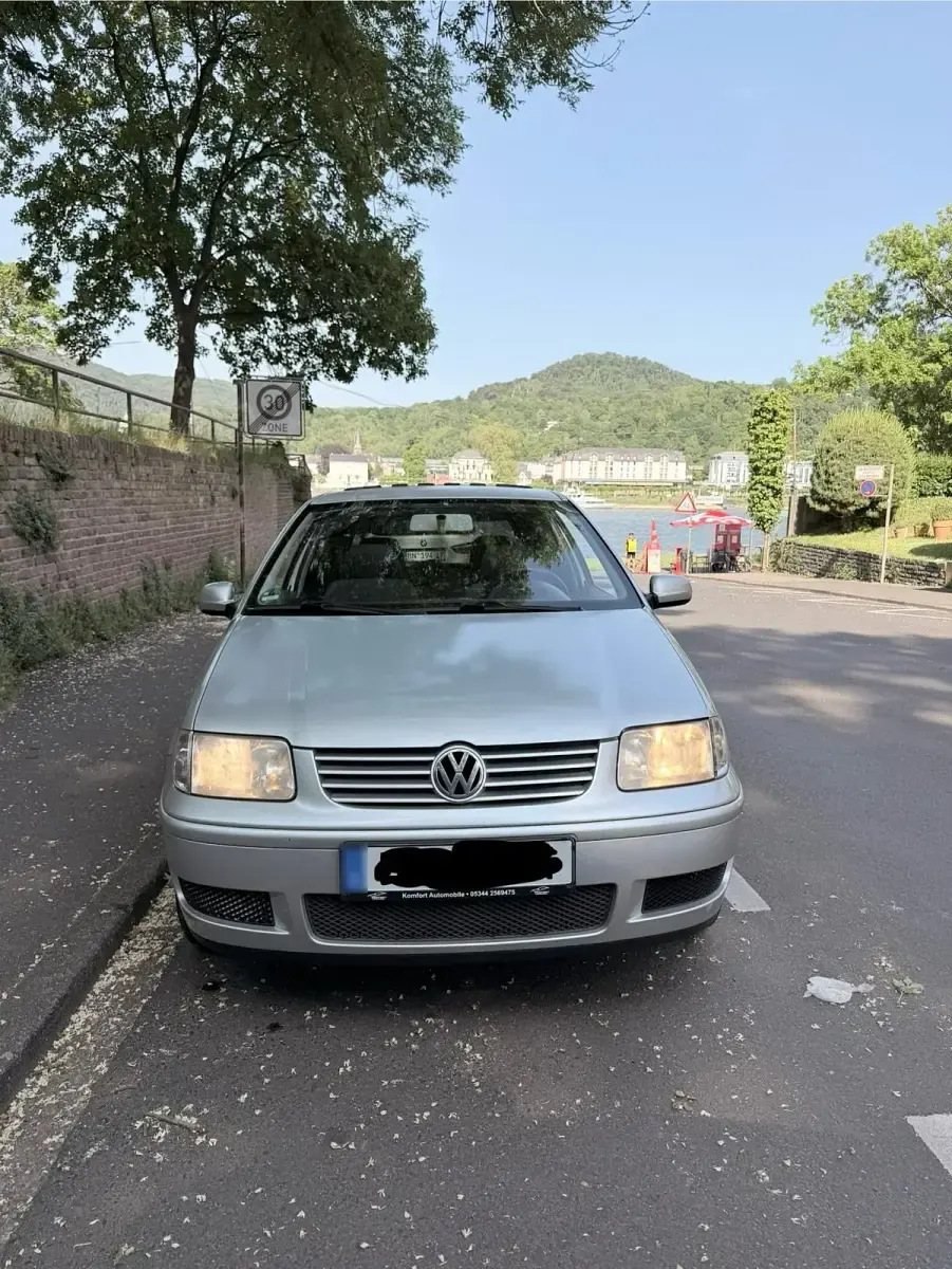 Gebraucht VW Polo Edition 60 PS (44 kW) 2001 Silber Kleinwagen