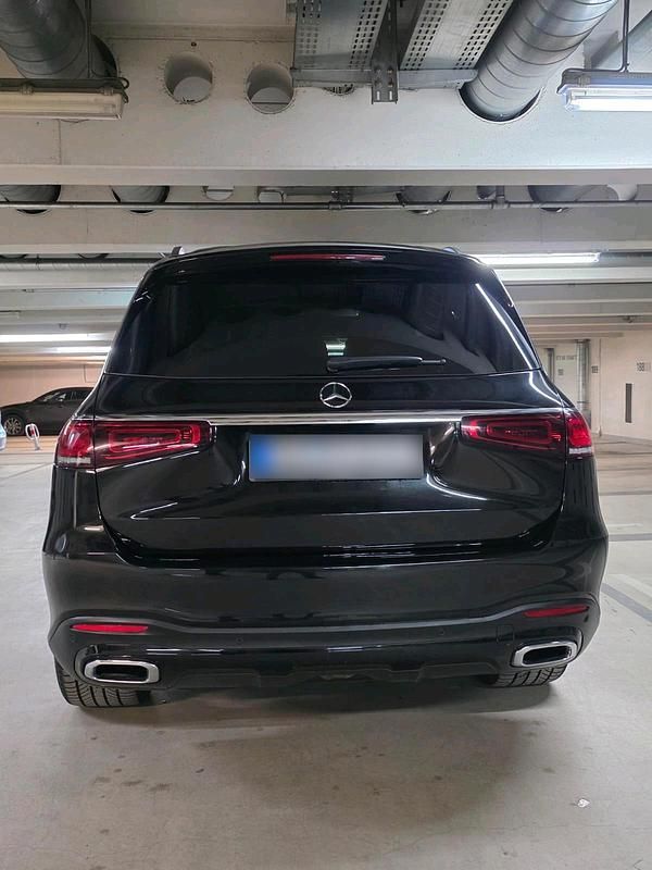 Gebraucht Mercedes GLS350 285 PS (209 kW) 2021 Schwarz SUV