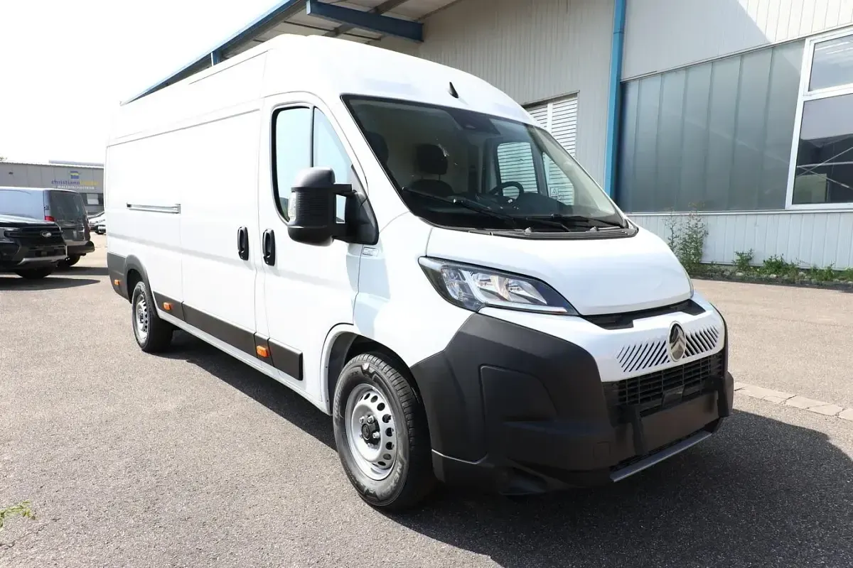 Neu Citroën Jumper 140 PS (102 kW) 2026 Eisweiß Van / Kleinbus