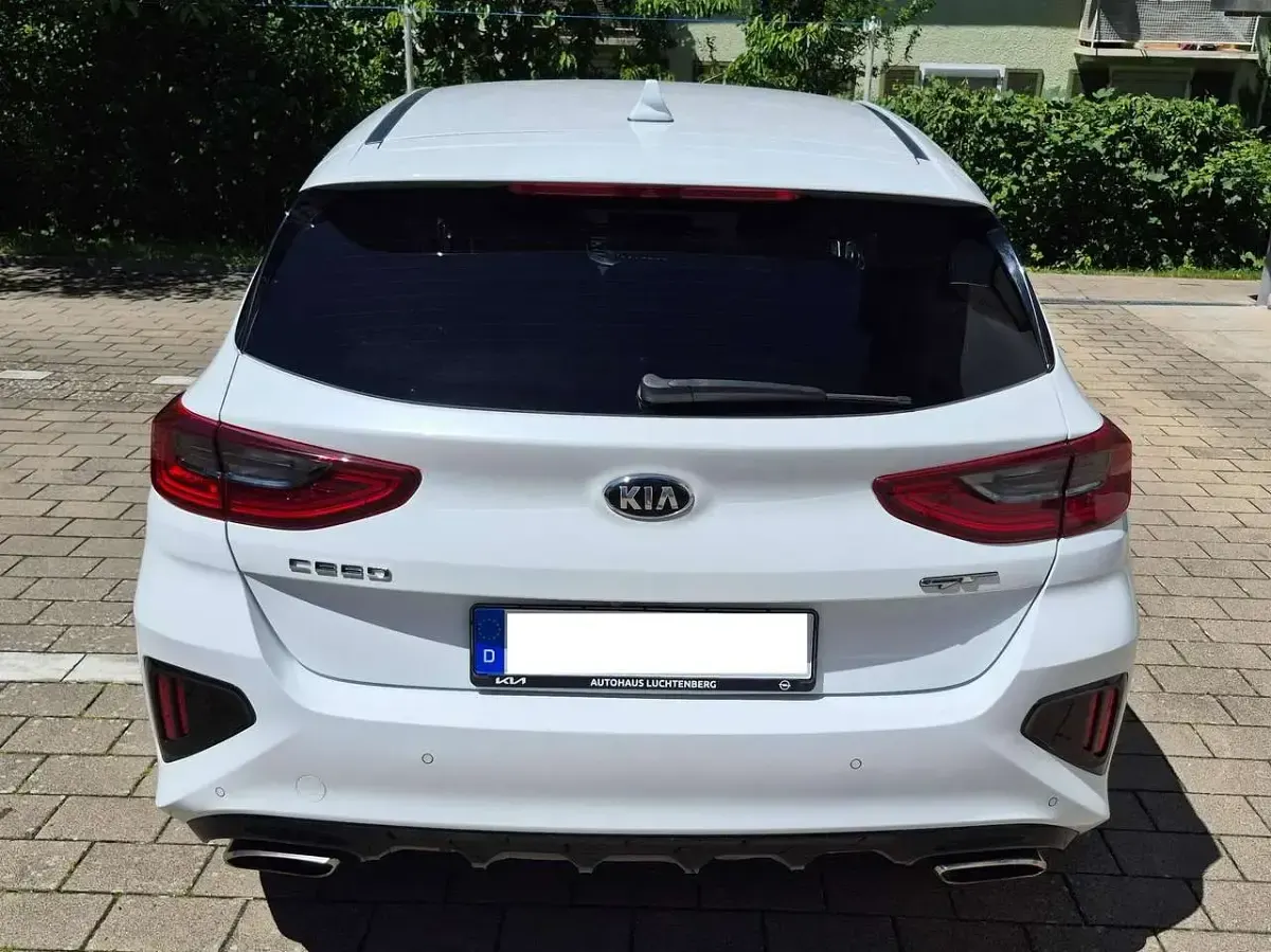 Gebraucht Kia Ceed GT GT 204 PS (150 kW) 2020 Weiß Limousine