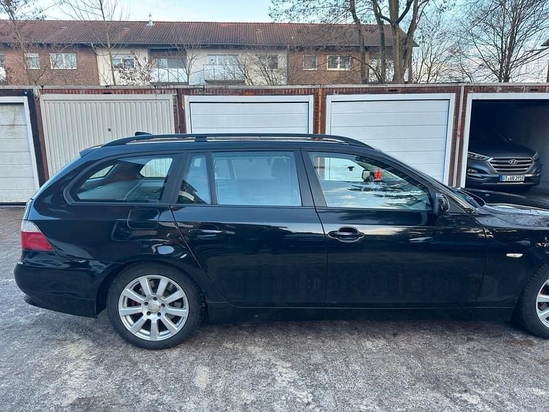 Gebraucht BMW 525 177 PS (130 kW) 2006 Schwarz Limousine