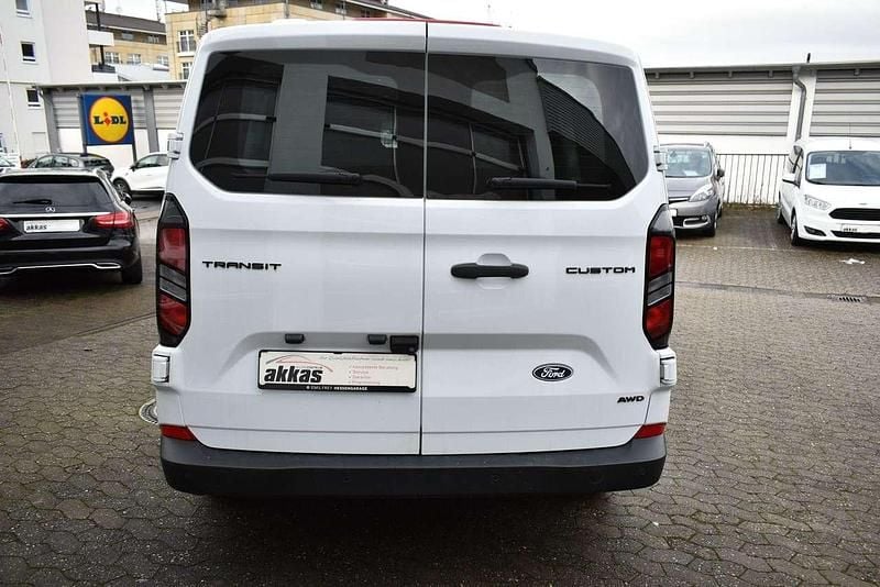 Gebraucht Ford Transit Custom Trend 147 PS (108 kW) 2024 Frozen white Van / Kleinbus