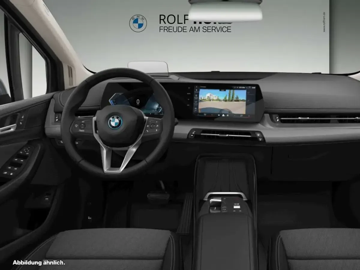 Gebraucht BMW 225 Active Tourer 245 PS (180 kW) 2024 Skyscraper grau Van / Kleinbus