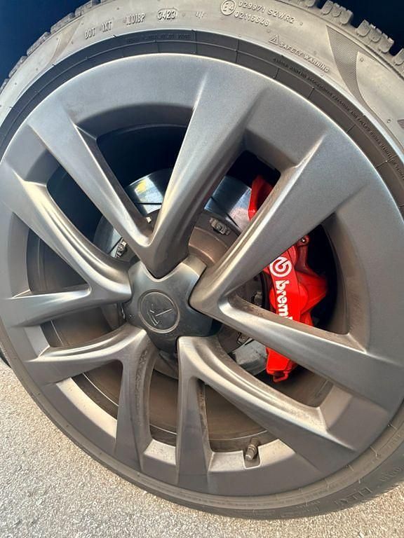 Gebraucht Tesla Model S Plaid 759 kW (1033 PS) 2024 Schwarz Kleinwagen