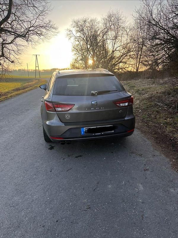 Gebraucht Seat Leon ST FR 140 PS (102 kW) 2014 Grau Kombi