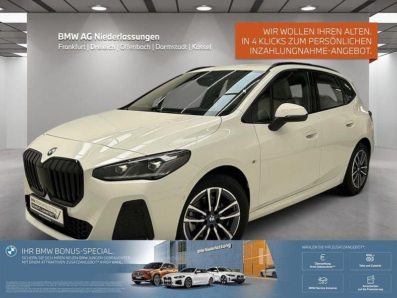 Weiß Gebraucht 2024 BMW 220 Active Tourer Comfort Edition Van / Kleinbus | 36.980 € (Etwas zu teuer) - Bild 1/3