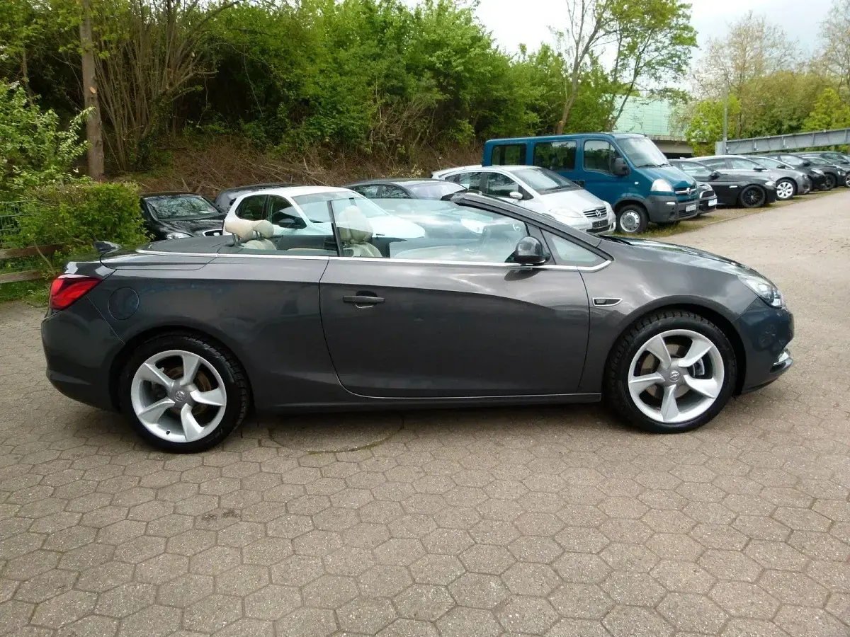 Gebraucht Opel Cascada 200 PS (147 kW) 2016 Grau Cabrio