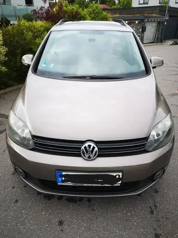 Gebraucht VW Golf Plus Cross Team 122 PS (89 kW) 2010 Braun Van / Kleinbus