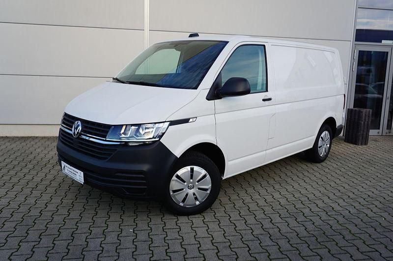 Gebraucht VW Transporter 150 PS (110 kW) 2024 Weiß Van