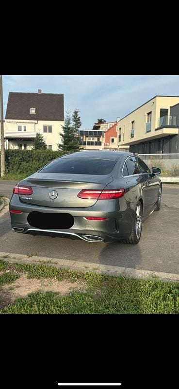 Gebraucht Mercedes E220 194 PS (142 kW) 2017 Grau Coupé
