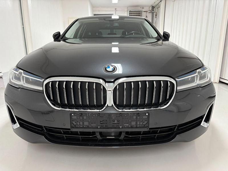 Gebraucht BMW 540 Luxury Line 340 PS (250 kW) 2021 Grau Limousine