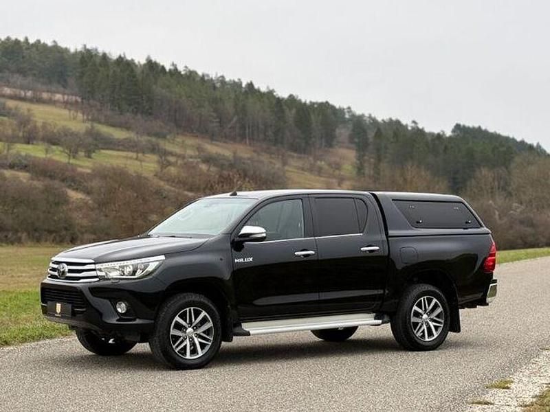 Gebraucht Toyota HiLux Executive 150 PS (110 kW) 2017 Schwarz Abholung