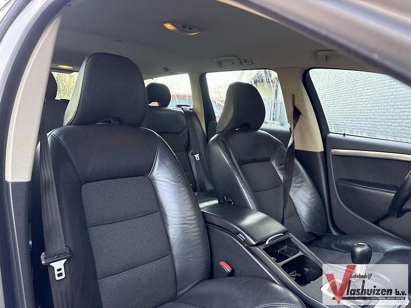 Gebraucht Volvo V70 185 PS (136 kW) 2007 Grau Kombi