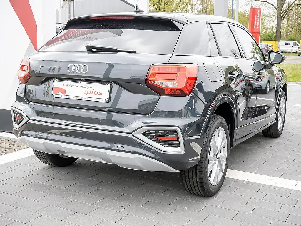 Gebraucht Audi Q2 Advanced 150 PS (110 kW) 2025 Grau SUV