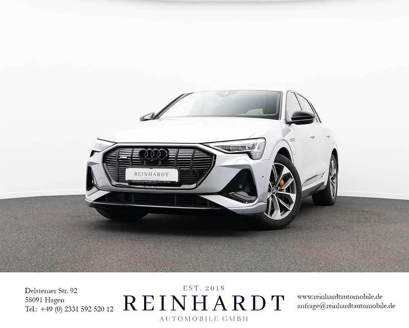 Florettsilber metallic Gebraucht 2022 Audi e-tron S-Line SUV | 37.875 € (Etwas zu teuer) - Bild 1/3