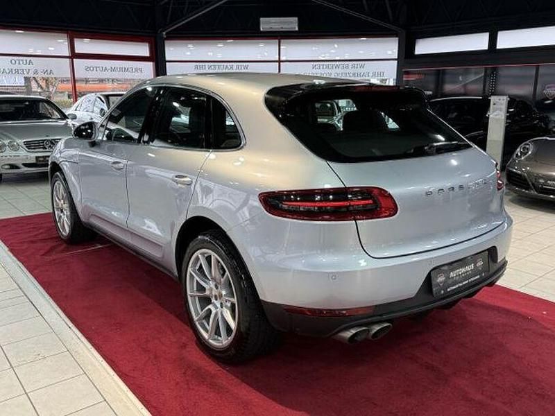 Gebraucht Porsche Macan 258 PS (189 kW) 2016 Rhodiumsilbermetallic SUV