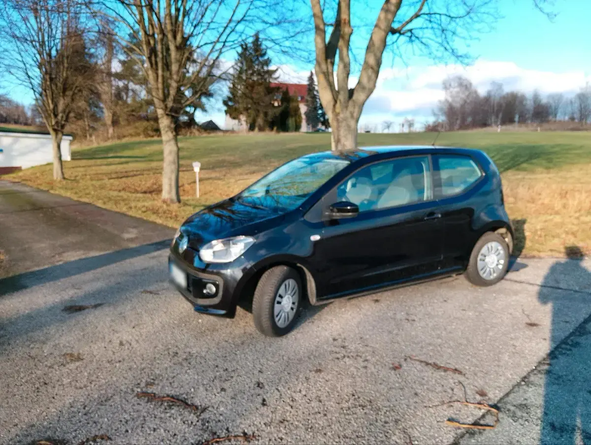 Gebraucht VW up! 68 PS (50 kW) 2014 Schwarz Kleinwagen