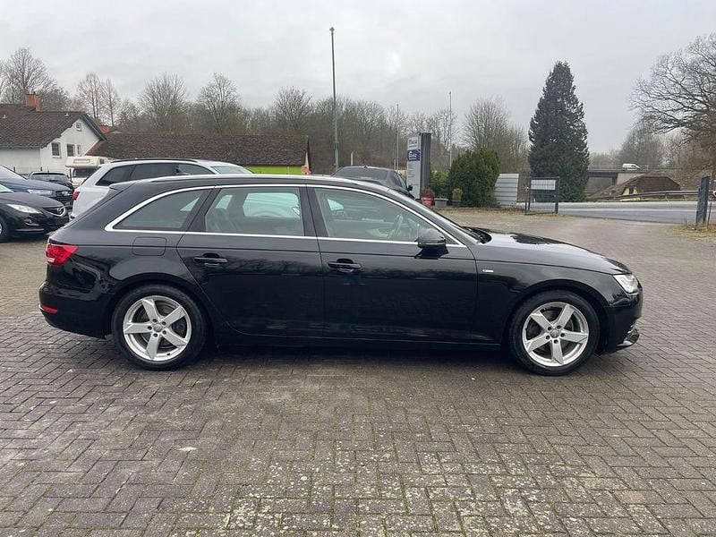 Gebraucht Audi A4 S-Line 150 PS (110 kW) 2016 Schwarz Kombi